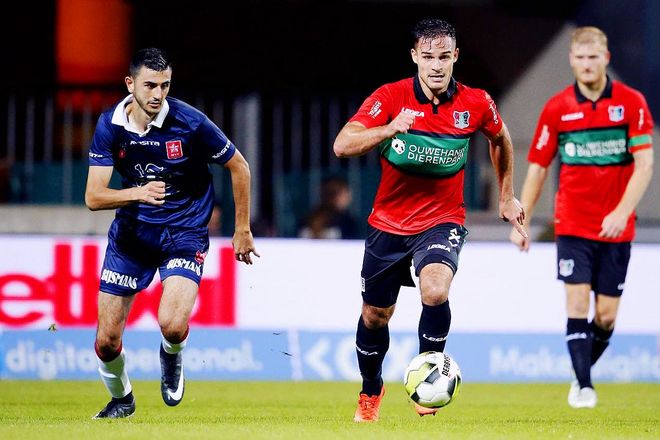 更在战术执 更在战术执